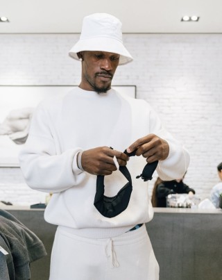 关于NBA休息日，球员在社交媒体秀日常的信息